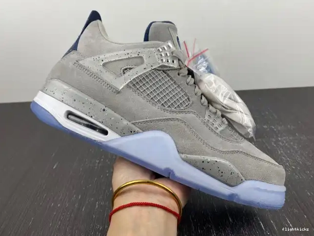 4 Retro (PE) Georgetown AJ4-1043505 Jordan 0607